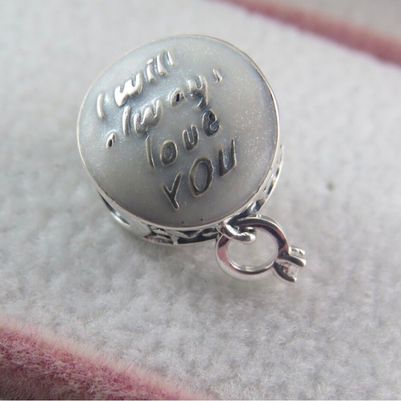 Pandora Disney Mickey and Minnie Charm Eternal Love (D2) - Picture 5 of 5